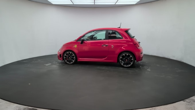 2025 Abarth 595