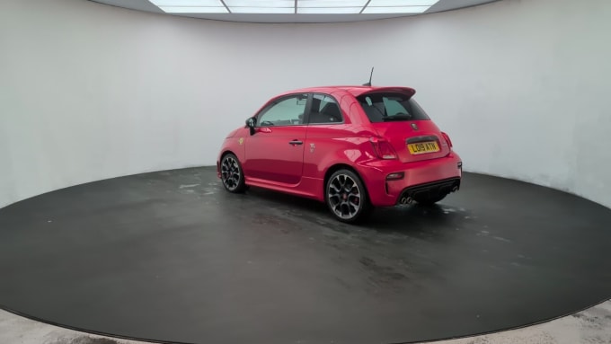 2025 Abarth 595