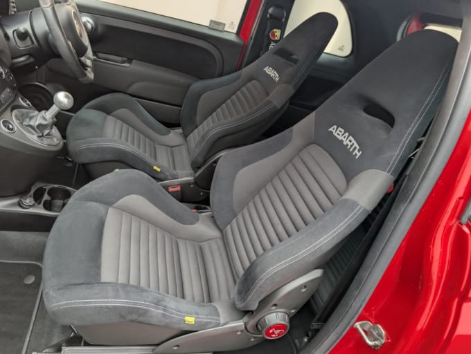 2025 Abarth 595