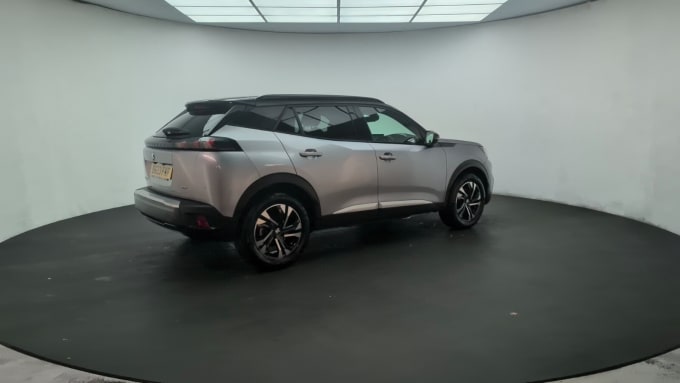 2025 Peugeot E-2008