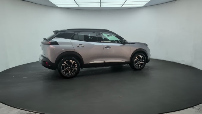 2025 Peugeot E-2008