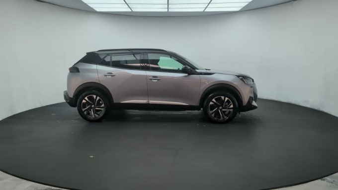 2025 Peugeot E-2008