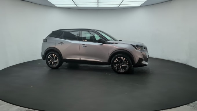 2025 Peugeot E-2008