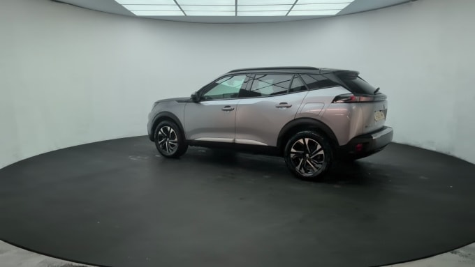 2025 Peugeot E-2008