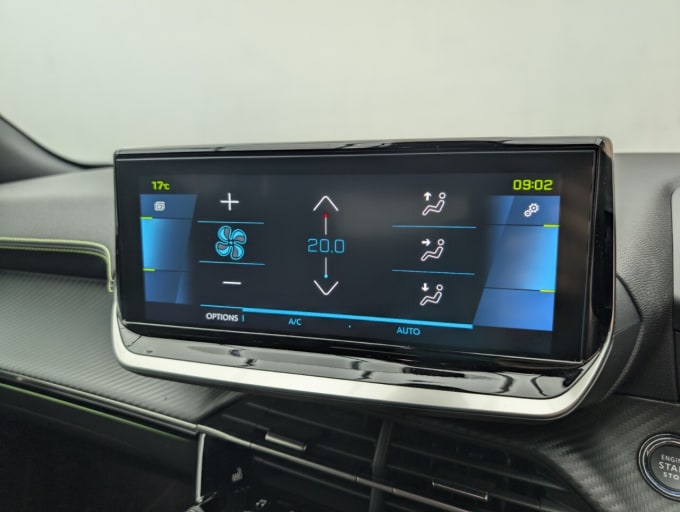 2025 Peugeot E-2008
