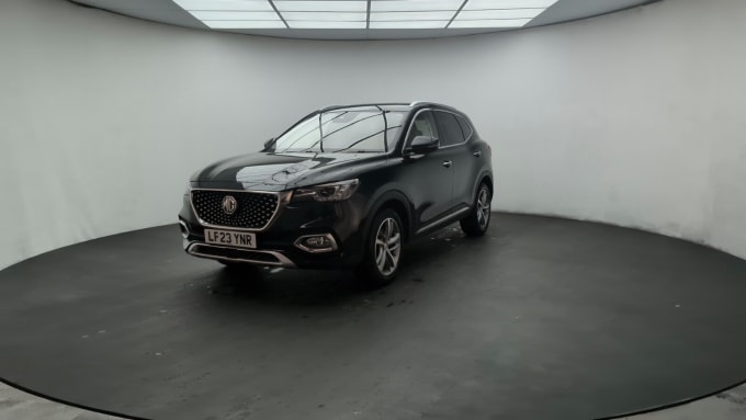 2025 Mg Mg Hs