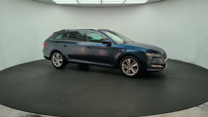 2025 Skoda Superb