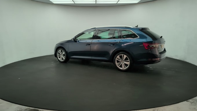 2025 Skoda Superb