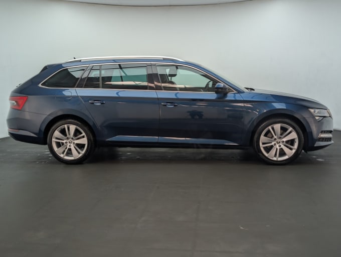2025 Skoda Superb