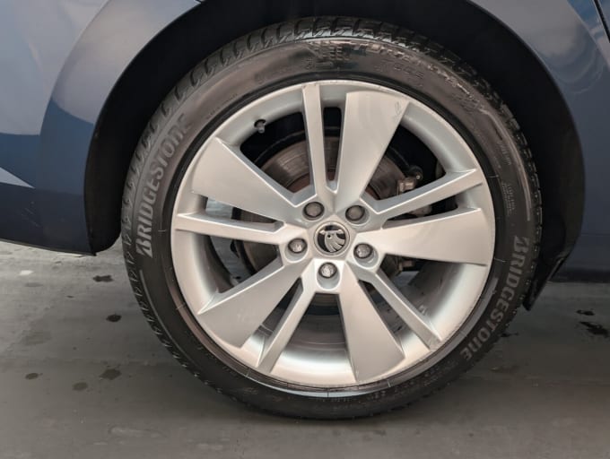 2025 Skoda Superb