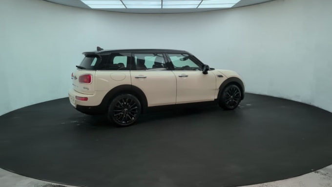 2025 Mini Clubman