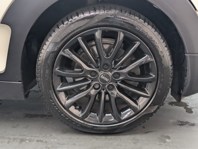 2025 Mini Clubman