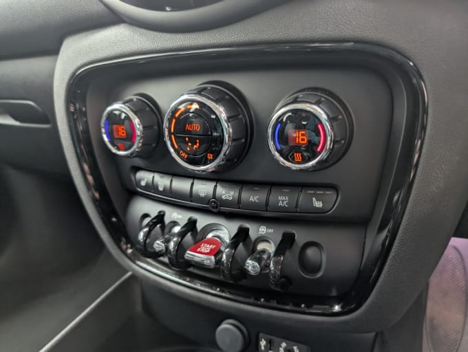 2025 Mini Clubman