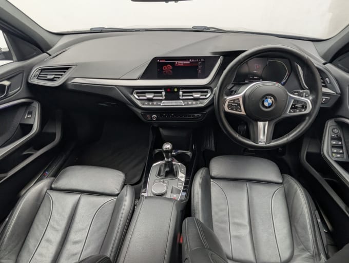 2025 BMW 1 Series