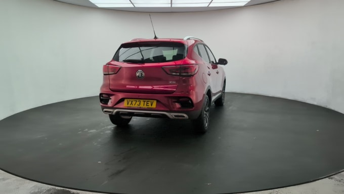 2025 Mg Mg Zs