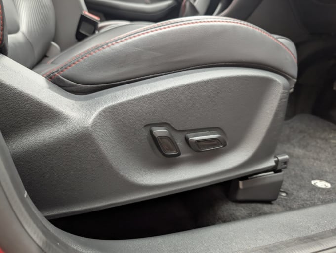 2025 Mg Mg Zs