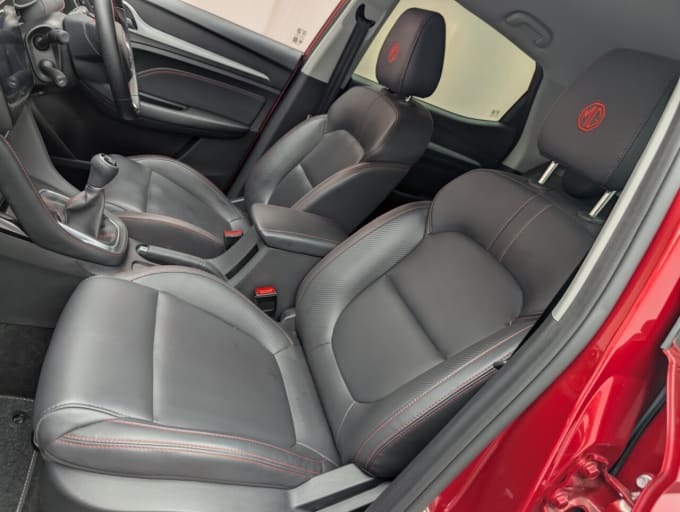2025 Mg Mg Zs