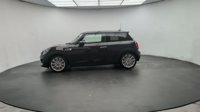 2025 Mini Hatch