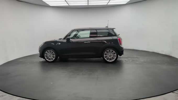 2025 Mini Hatch