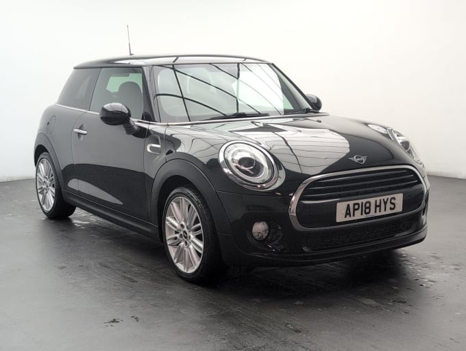 2025 Mini Hatch