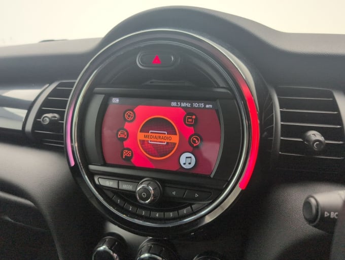 2025 Mini Hatch