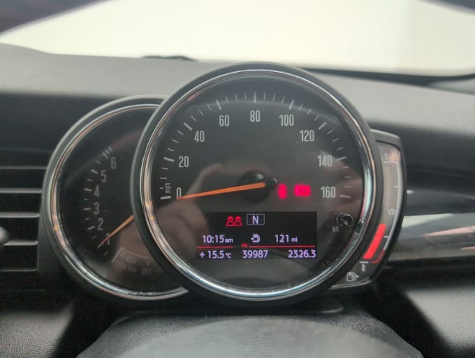 2025 Mini Hatch