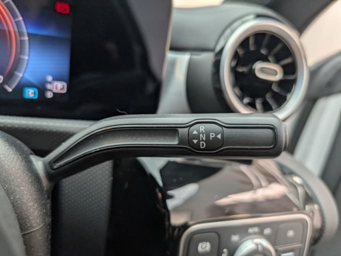 2025 Mercedes-benz Cla