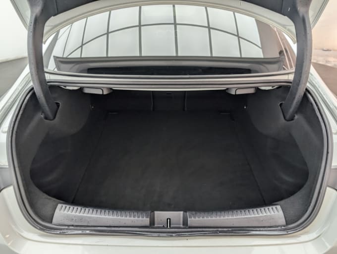 2025 Mercedes-benz Cla