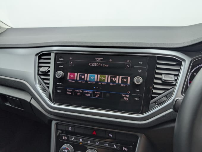 2025 Volkswagen T-roc