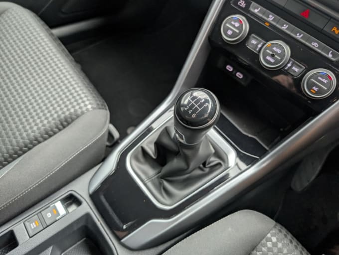 2025 Volkswagen T-roc