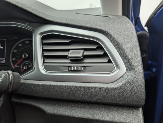 2025 Volkswagen T-roc