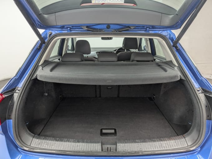 2025 Volkswagen T-roc