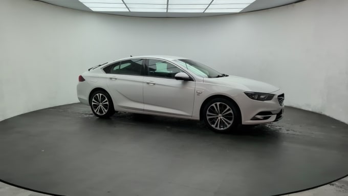 2019 Vauxhall Insignia