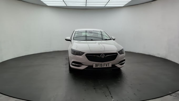 2019 Vauxhall Insignia