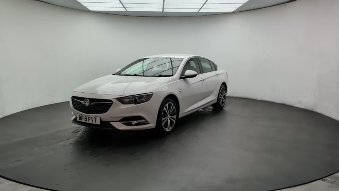 2019 Vauxhall Insignia
