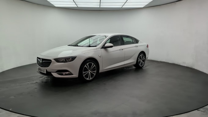 2019 Vauxhall Insignia