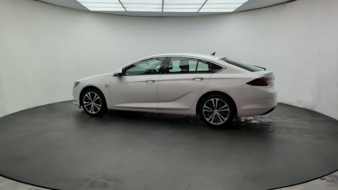 2019 Vauxhall Insignia