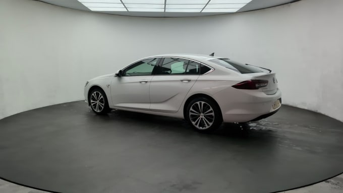 2019 Vauxhall Insignia