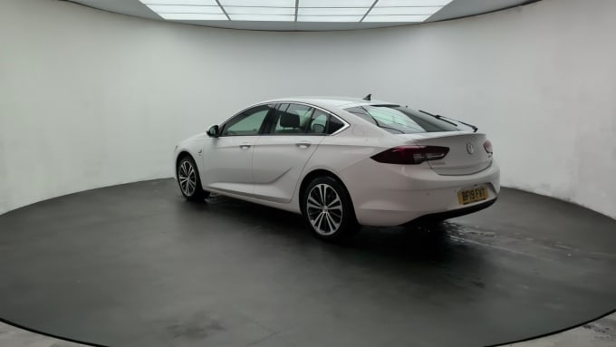 2019 Vauxhall Insignia