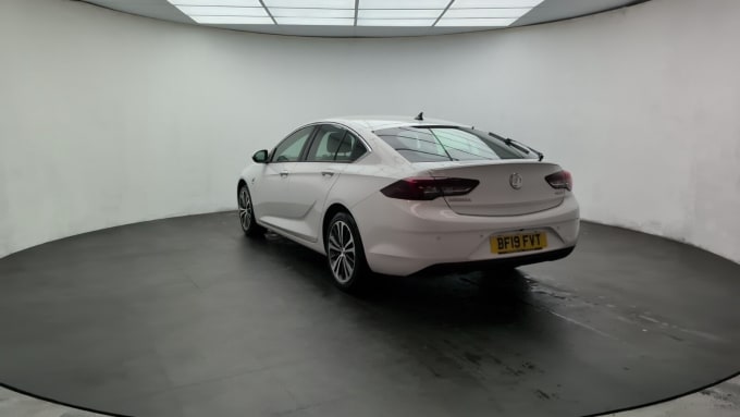 2019 Vauxhall Insignia