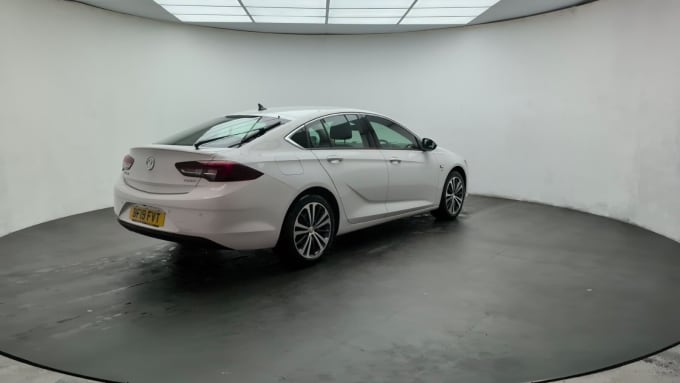 2019 Vauxhall Insignia