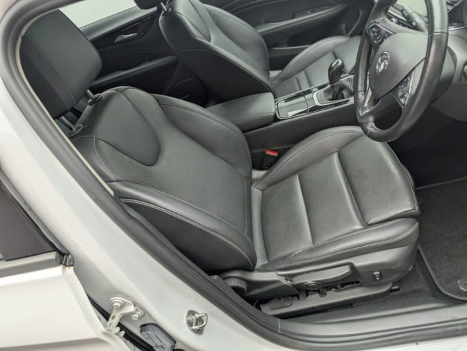 2019 Vauxhall Insignia