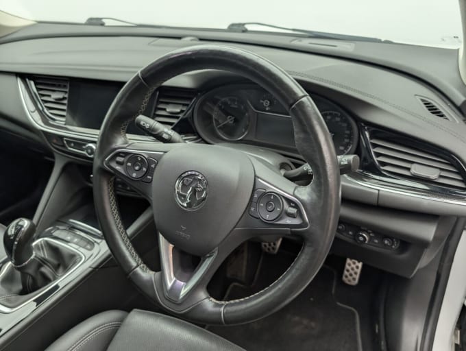 2019 Vauxhall Insignia