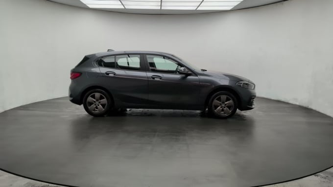 2025 BMW 1 Series