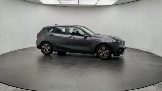 2025 BMW 1 Series