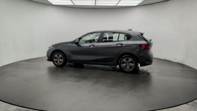 2025 BMW 1 Series