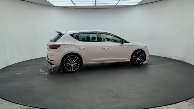 2025 Seat Leon