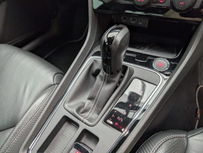 2025 Seat Leon