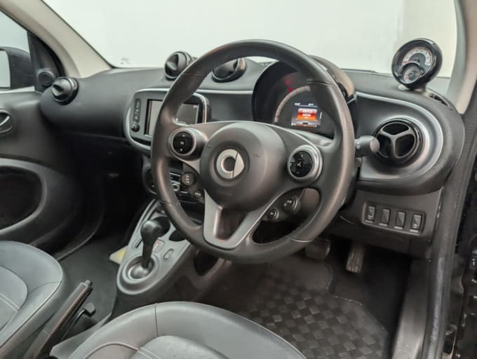 2025 Smart Fortwo