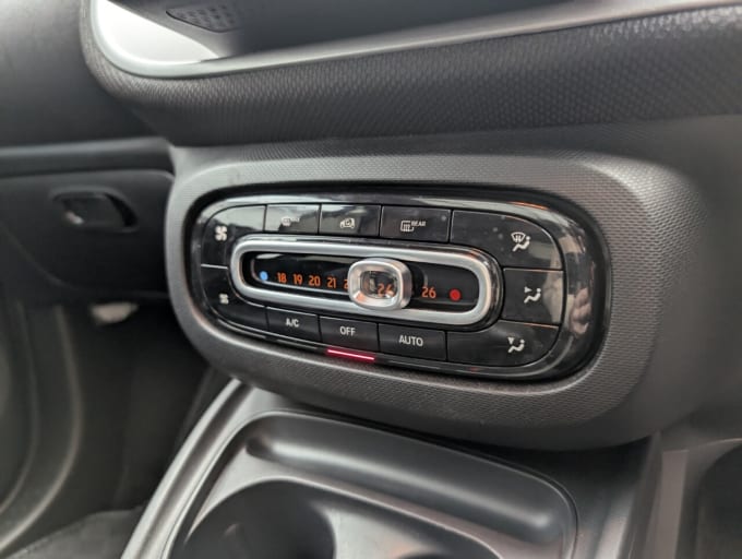 2025 Smart Fortwo